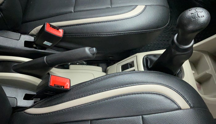 2019 Maruti Alto VXI, Petrol, Manual, 17,777 km, Gear Lever