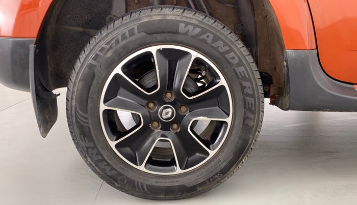 2016 Renault Duster RXZ AMT 110 PS, Diesel, Automatic, 92,840 km, Right Rear Wheel