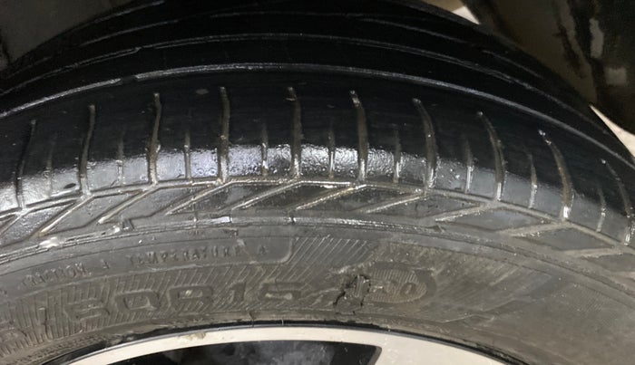 2019 Tata NEXON XZA PLUS PETROL, Petrol, Automatic, 94,486 km, Left Rear Tyre Tread