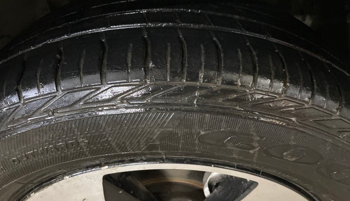 2019 Tata NEXON XZA PLUS PETROL, Petrol, Automatic, 94,486 km, Right Front Tyre Tread