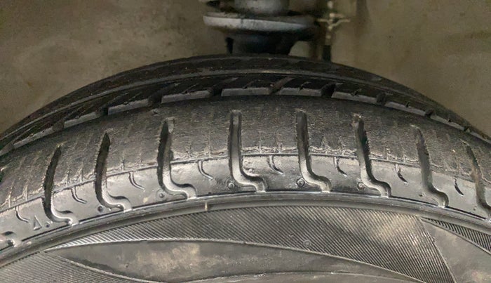 2019 Maruti Alto K10 VXI, Petrol, Manual, 55,599 km, Left Front Tyre Tread