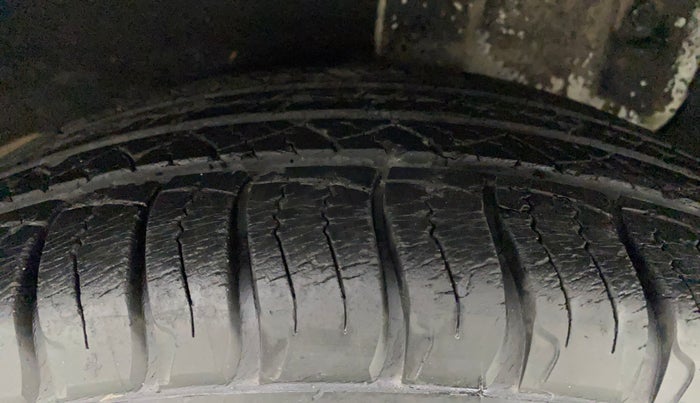 2013 Honda CRV 2.0L I-VTEC 2WD AT, Petrol, Automatic, 74,125 km, Right Rear Tyre Tread