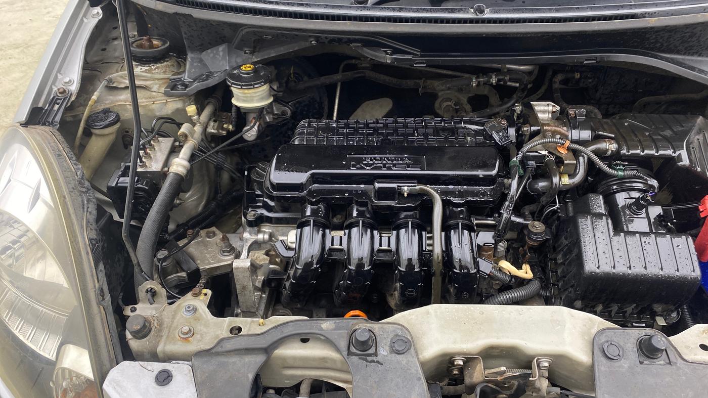 2013 Honda Brio VX AT, Petrol, Automatic, 78,021 km, Engine View - Right