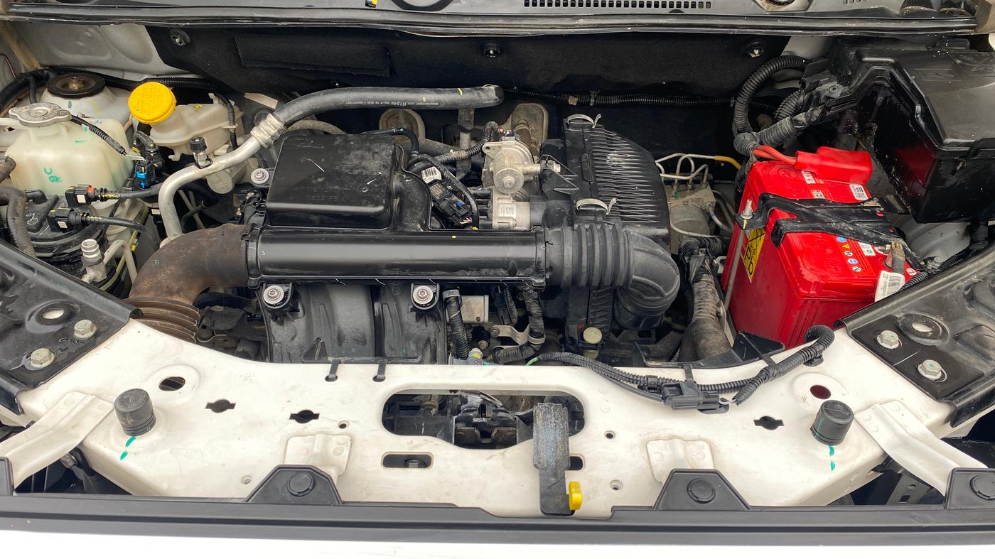 2023 Nissan MAGNITE XV PREMIUM, Petrol, Manual, 17,337 km, Engine View