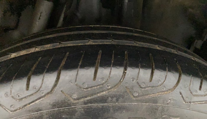 2017 Honda City 1.5L I-VTEC V MT, Petrol, Manual, 68,557 km, Left Rear Tyre Tread