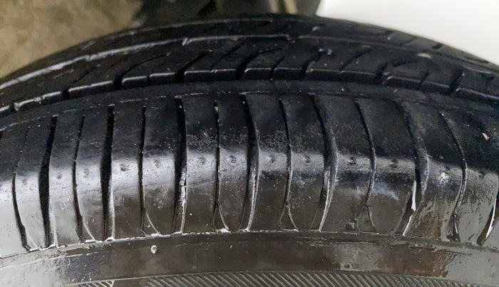 2016 Maruti Wagon R 1.0 LXI CNG, CNG, Manual, 61,492 km, Left Rear Tyre Tread