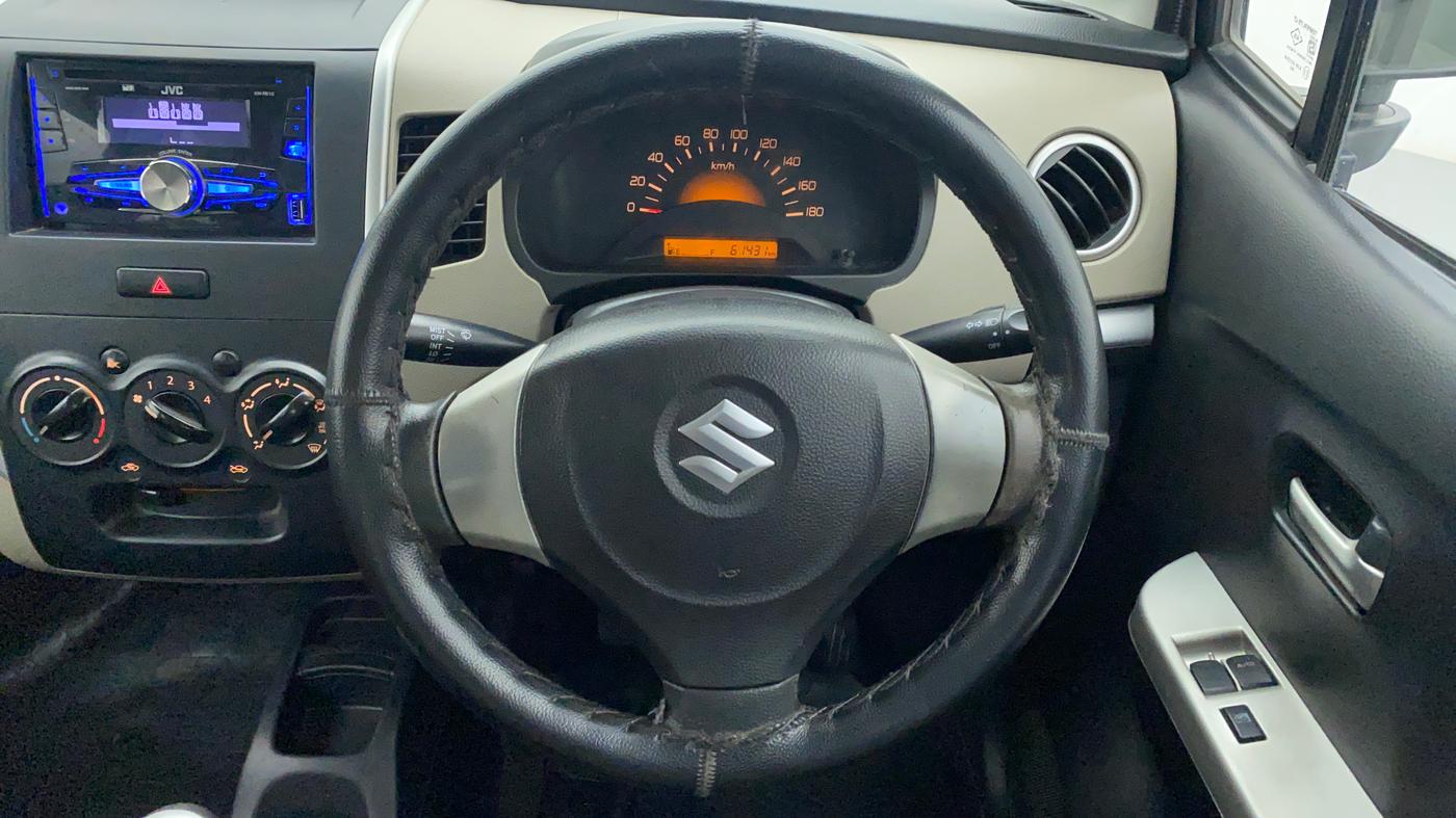 2016 Maruti Wagon R 1.0 LXI CNG, CNG, Manual, 61,492 km, Steering Wheel Close Up