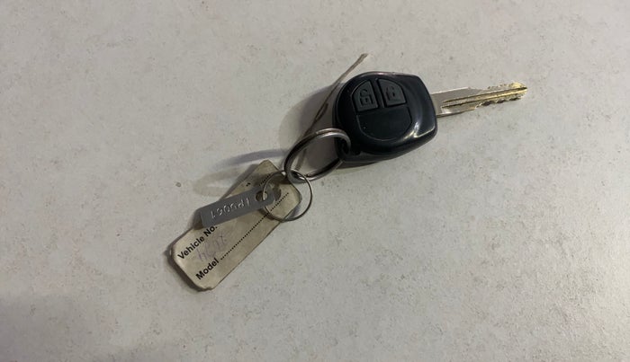 2014 Maruti Wagon R 1.0 VXI, Petrol, Manual, 26,944 km, Key Close Up