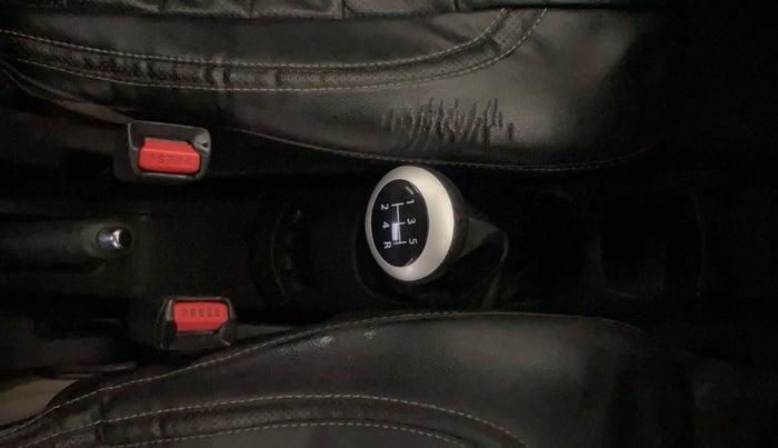 2014 Maruti Wagon R 1.0 VXI, Petrol, Manual, 26,944 km, Gear Lever