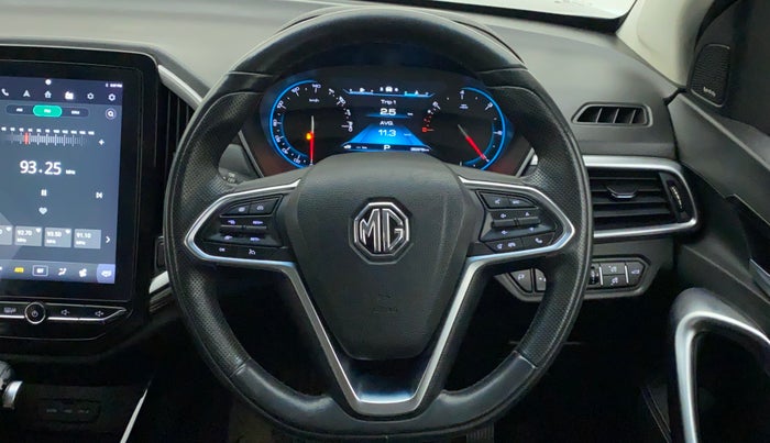 2019 MG HECTOR SHARP 1.5 DCT PETROL, Petrol, Automatic, 36,844 km, Steering Wheel Close Up