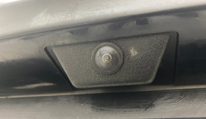 2023 Mahindra SCORPIO-N Z6 DIESEL MT 2WD 7 STR, Diesel, Manual, 75,690 km, Parking Camera