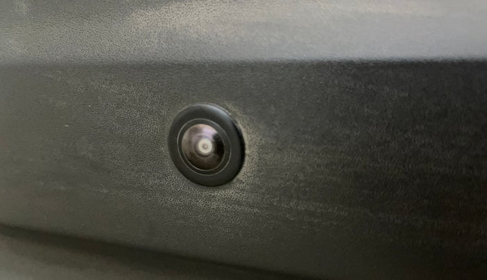 2021 Mahindra XUV300 W6 1.5 Sunroof Diesel, Diesel, Manual, 71,527 km, Parking Camera