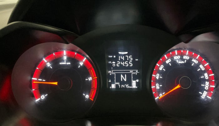 2021 Mahindra XUV300 W6 1.5 Sunroof Diesel, Diesel, Manual, 71,527 km, Odometer Image