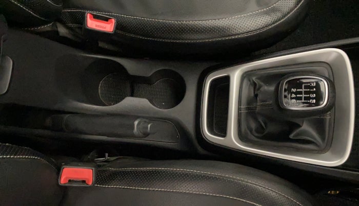 2020 Hyundai VENUE S 1.0 TURBO MT, Petrol, Manual, 33,014 km, Gear Lever