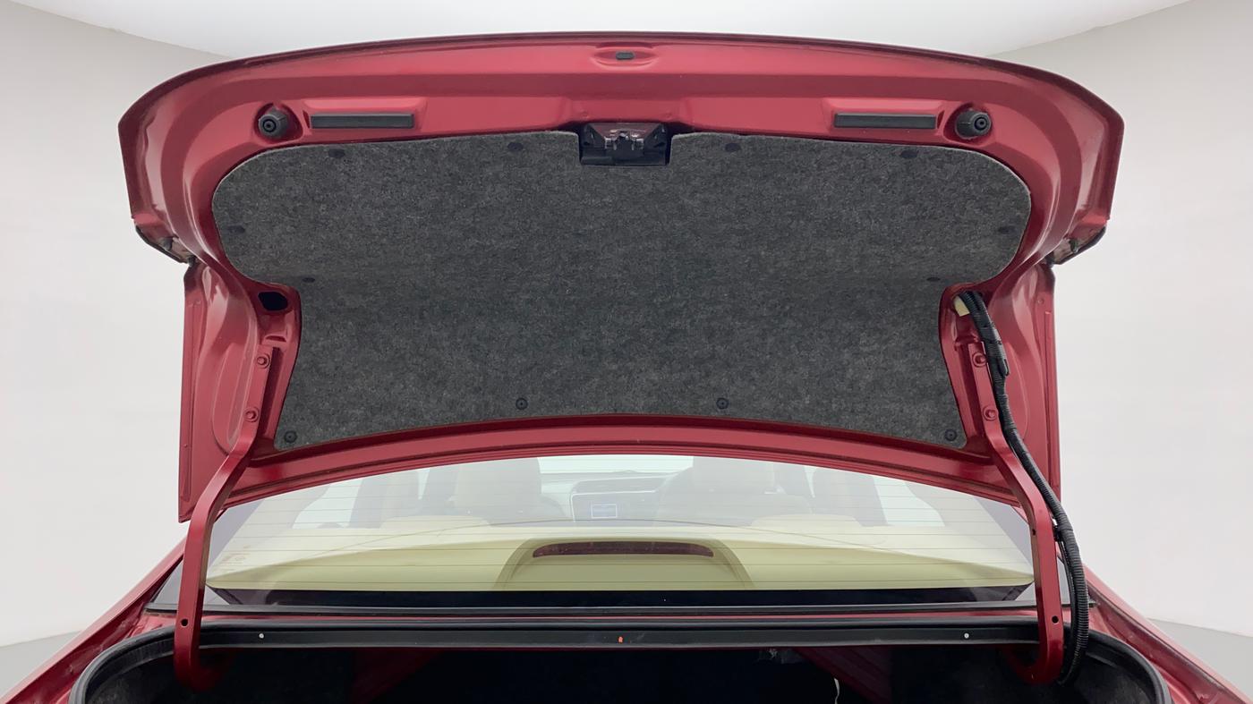 2019 Honda City V MT PETROL, Petrol, Manual, 38,185 km, Boot Door Open