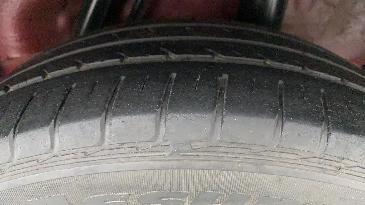 2019 Honda City V MT PETROL, Petrol, Manual, 38,185 km, Left Rear Tyre Tread