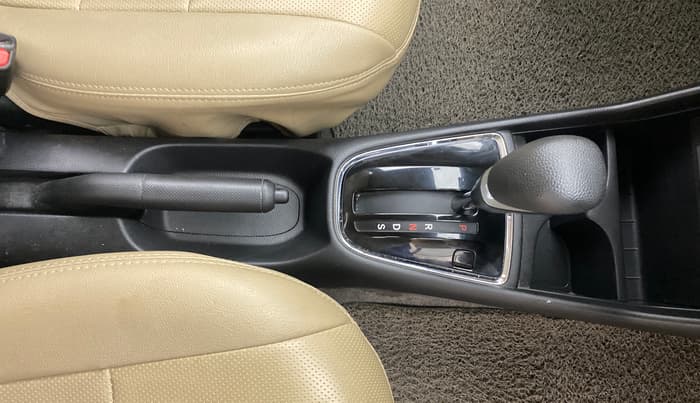 2022 Honda Amaze 1.2L I-VTEC VX CVT, Petrol, Automatic, 37,815 km, Gear Lever