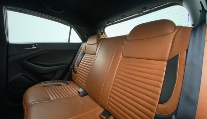 2015 Hyundai i20 Active 1.2 S, Petrol, Manual, 72,534 km, Right Side Rear Door Cabin