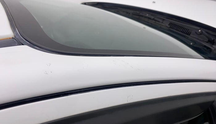2019 Maruti Alto VXI, CNG, Manual, 74,562 km, Right A pillar - Paint is slightly faded