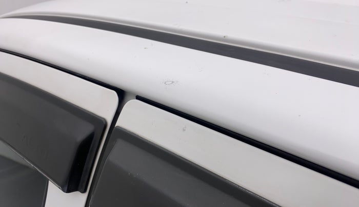 2019 Maruti Alto VXI, CNG, Manual, 74,562 km, Left B pillar - Paint is slightly faded
