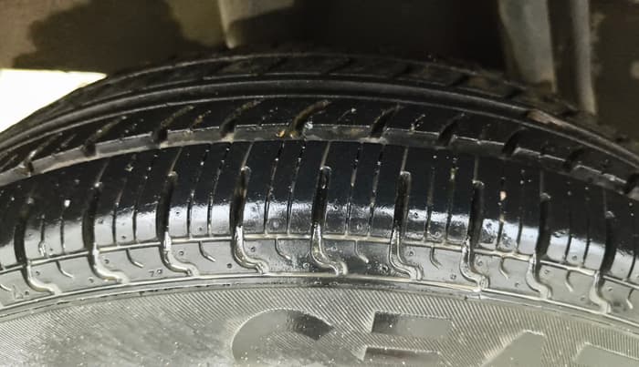 2017 Renault Kwid RXT 0.8, Petrol, Manual, 23,446 km, Right Rear Tyre Tread