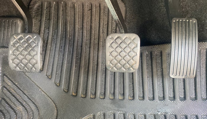 2021 MG HECTOR PLUS SHARP 2.0 DIESEL TURBO MT 6-STR, Diesel, Manual, 33,647 km, Pedals