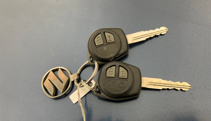 2018 Maruti Baleno DELTA PETROL 1.2, Petrol, Manual, 67,035 km, Key Close Up