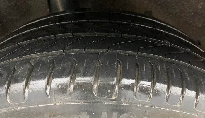 2018 Maruti Baleno DELTA PETROL 1.2, Petrol, Manual, 67,035 km, Right Rear Tyre Tread