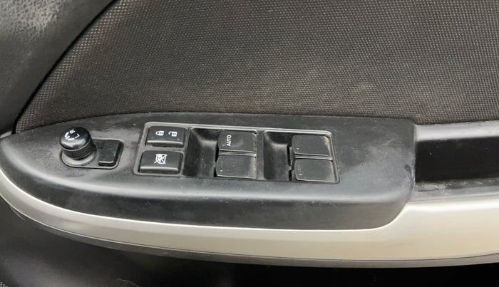 2018 Maruti Baleno DELTA PETROL 1.2, Petrol, Manual, 67,035 km, Driver Side Door Panels Control