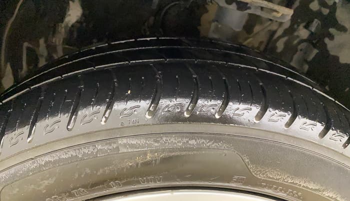 2021 Tata ALTROZ XT PETROL, Petrol, Manual, 32,075 km, Left Front Tyre Tread