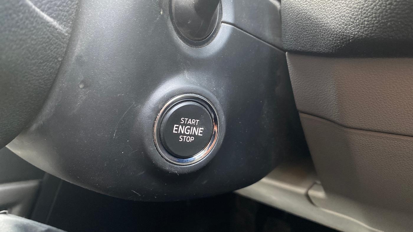 2025 Skoda Kylaq Signature Plus, Petrol, Manual, 30,494 km, Keyless Start/ Stop Button