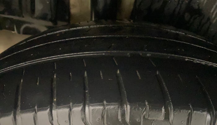 2021 Maruti XL6 ALPHA MT, Petrol, Manual, 50,103 km, Right Rear Tyre Tread