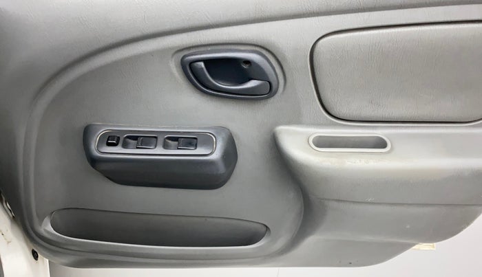 2013 Maruti Alto K10 LXI, Petrol, Manual, 73,152 km, Driver Side Door Panels Control