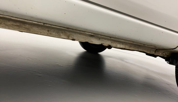 2013 Maruti Alto K10 LXI, Petrol, Manual, 73,152 km, Right running board - Slightly rusted