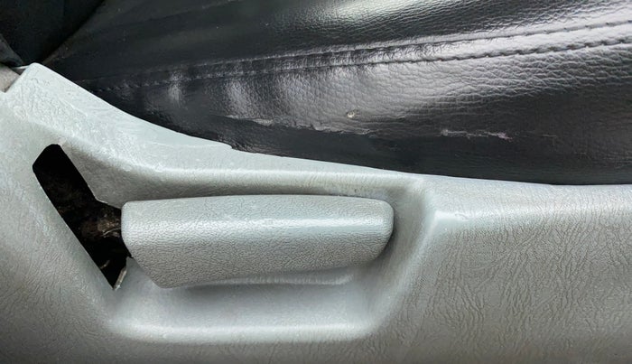 2013 Maruti Alto K10 LXI, Petrol, Manual, 73,152 km, Driver Side Adjustment Panel