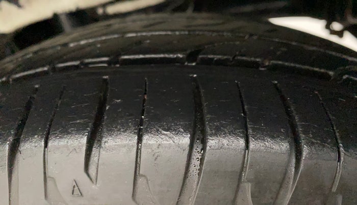 2013 Maruti Alto K10 LXI, Petrol, Manual, 73,152 km, Left Rear Tyre Tread