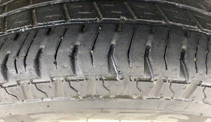 2019 Maruti Alto 800 LXI, Petrol, Manual, 21,037 km, Left Rear Tyre Tread