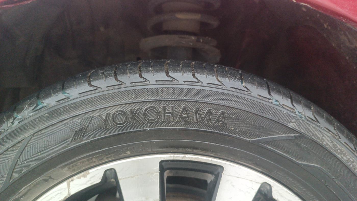 2017 Toyota Etios Liva VX, Petrol, Manual, 76,996 km, Left Front Tyre Tread
