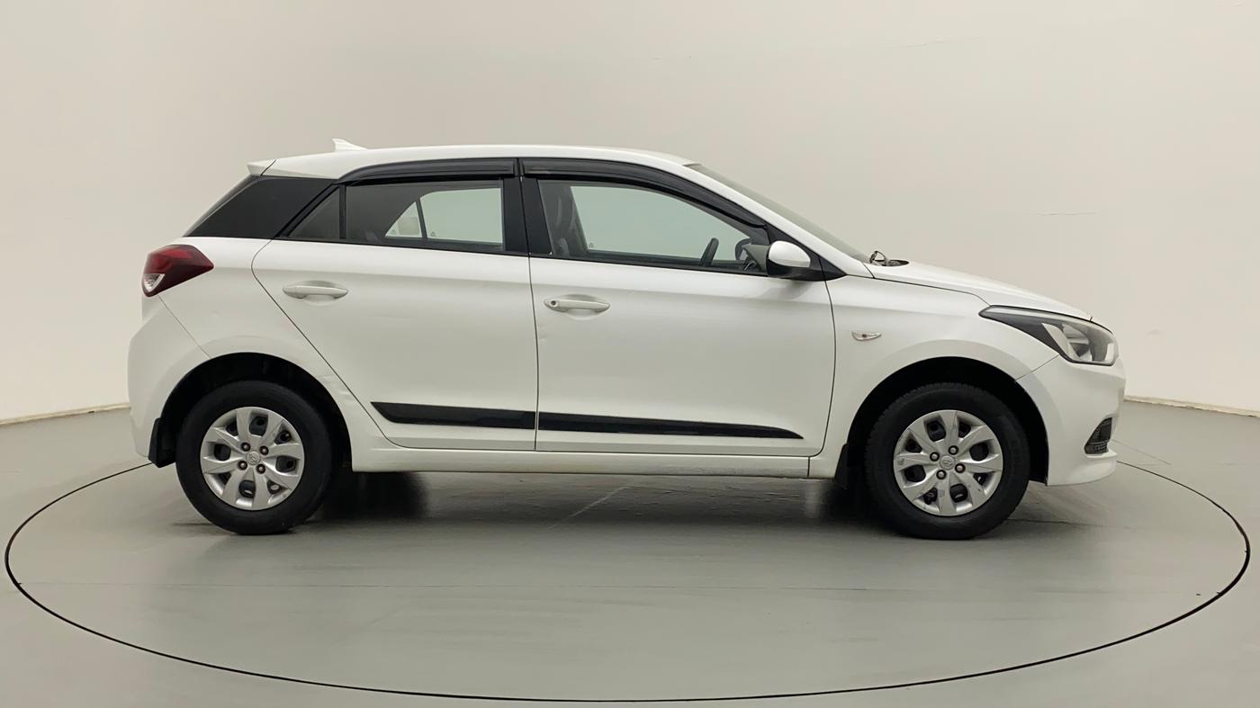 2014 Hyundai Elite i20 MAGNA 1.2, Petrol, Manual, 60,607 km, Right Side View