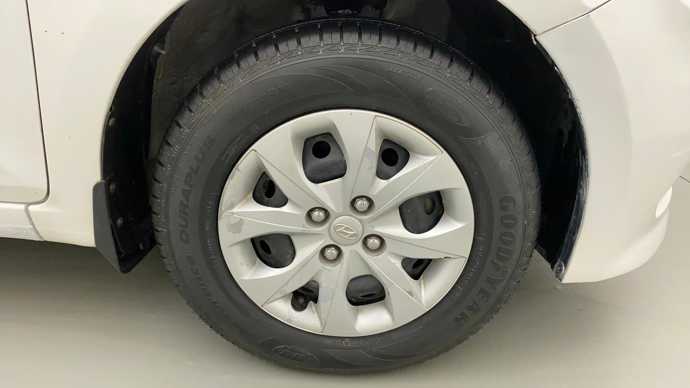 2014 Hyundai Elite i20 MAGNA 1.2, Petrol, Manual, 60,607 km, Right Front Wheel