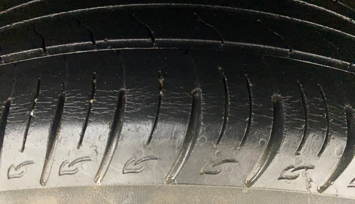 2018 Maruti Vitara Brezza ZDI PLUS, Diesel, Manual, 68,583 km, Left Rear Tyre Tread