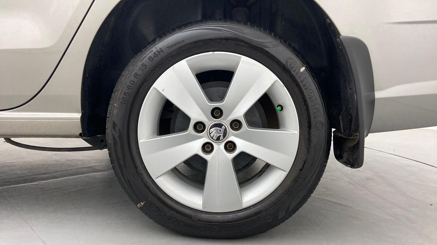 2017 Skoda Rapid 1.5 TDI MT STYLE, Diesel, Manual, 56,523 km, Left Rear Wheel