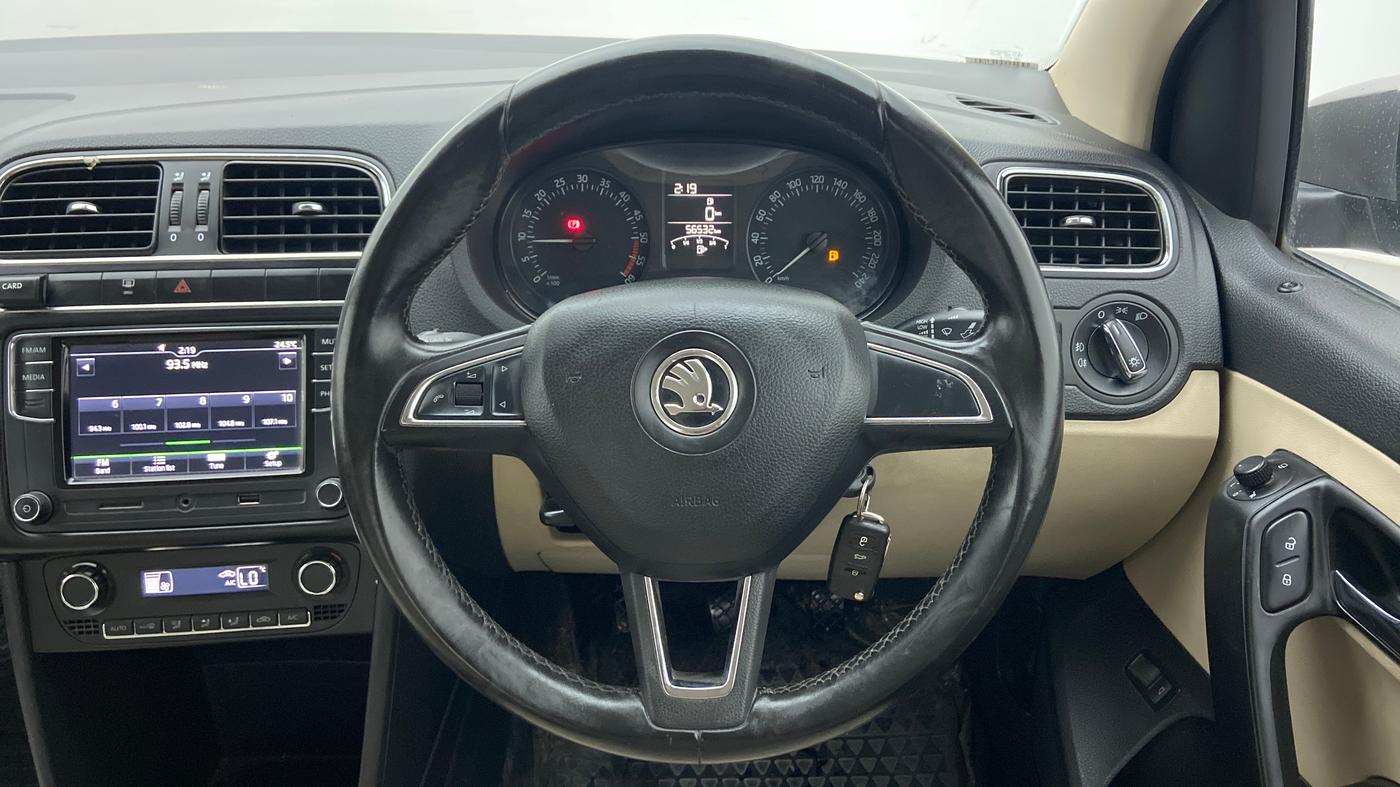 2017 Skoda Rapid 1.5 TDI MT STYLE, Diesel, Manual, 56,523 km, Steering Wheel Close Up