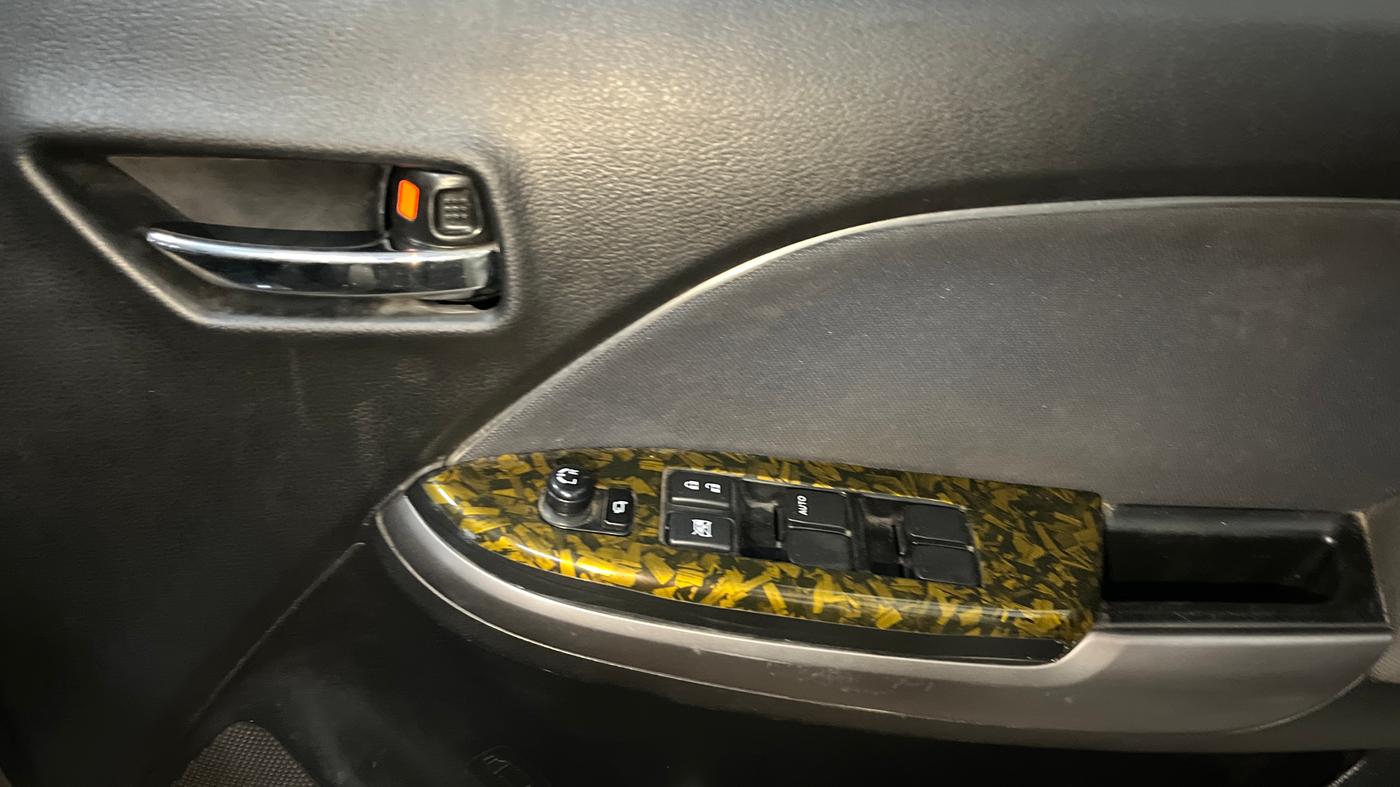 2021 Maruti Baleno ALPHA PETROL 1.2, Petrol, Manual, 87,767 km, Driver Side Door Panels Control