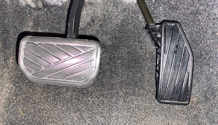 2018 Maruti Baleno DELTA CVT PETROL 1.2, Petrol, Automatic, 26,551 km, Pedals