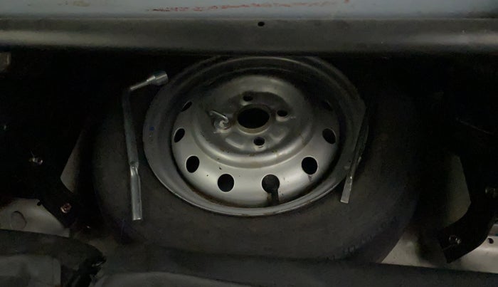 2017 Maruti Wagon R 1.0 LXI CNG, CNG, Manual, 21,482 km, Spare Tyre