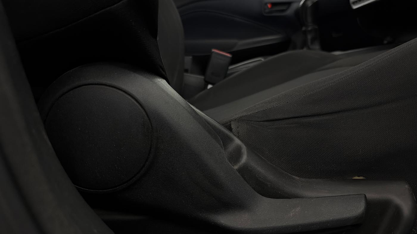 2023 Maruti Baleno SIGMA PETROL 1.2, Petrol, Manual, 82,522 km, Driver Side Adjustment Panel
