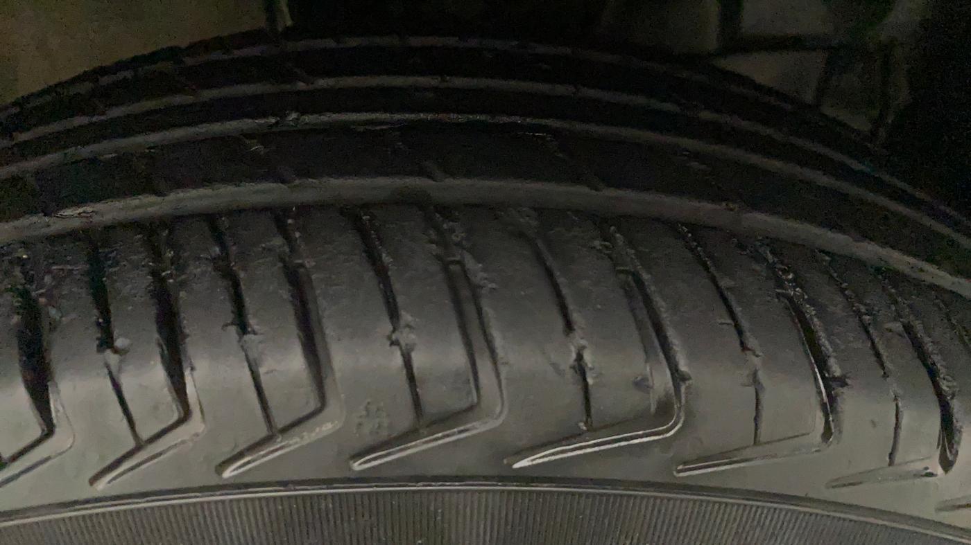 2021 Maruti New Wagon-R LXI CNG (O) 1.0, CNG, Manual, 50,486 km, Right Front Tyre Tread
