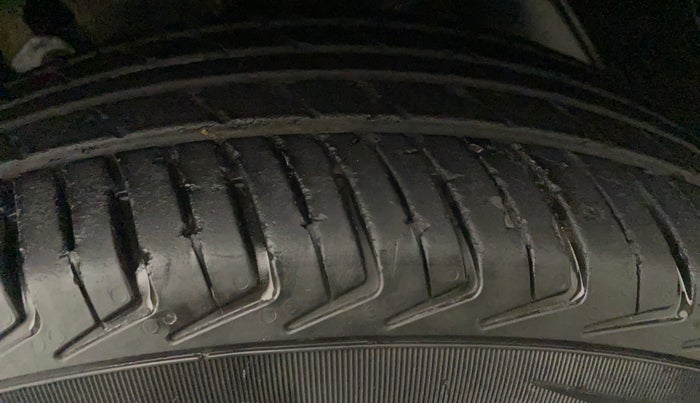 2021 Maruti New Wagon-R LXI CNG (O) 1.0, CNG, Manual, 50,486 km, Left Rear Tyre Tread