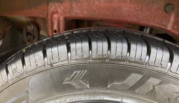 2014 Maruti Alto 800 LXI, Petrol, Manual, 1,01,422 km, Right Rear Tyre Tread